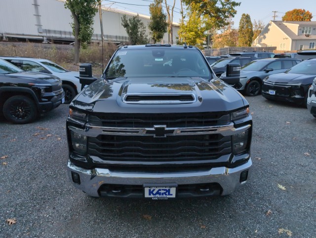 2024 Chevrolet Silverado 3500HD LT 2