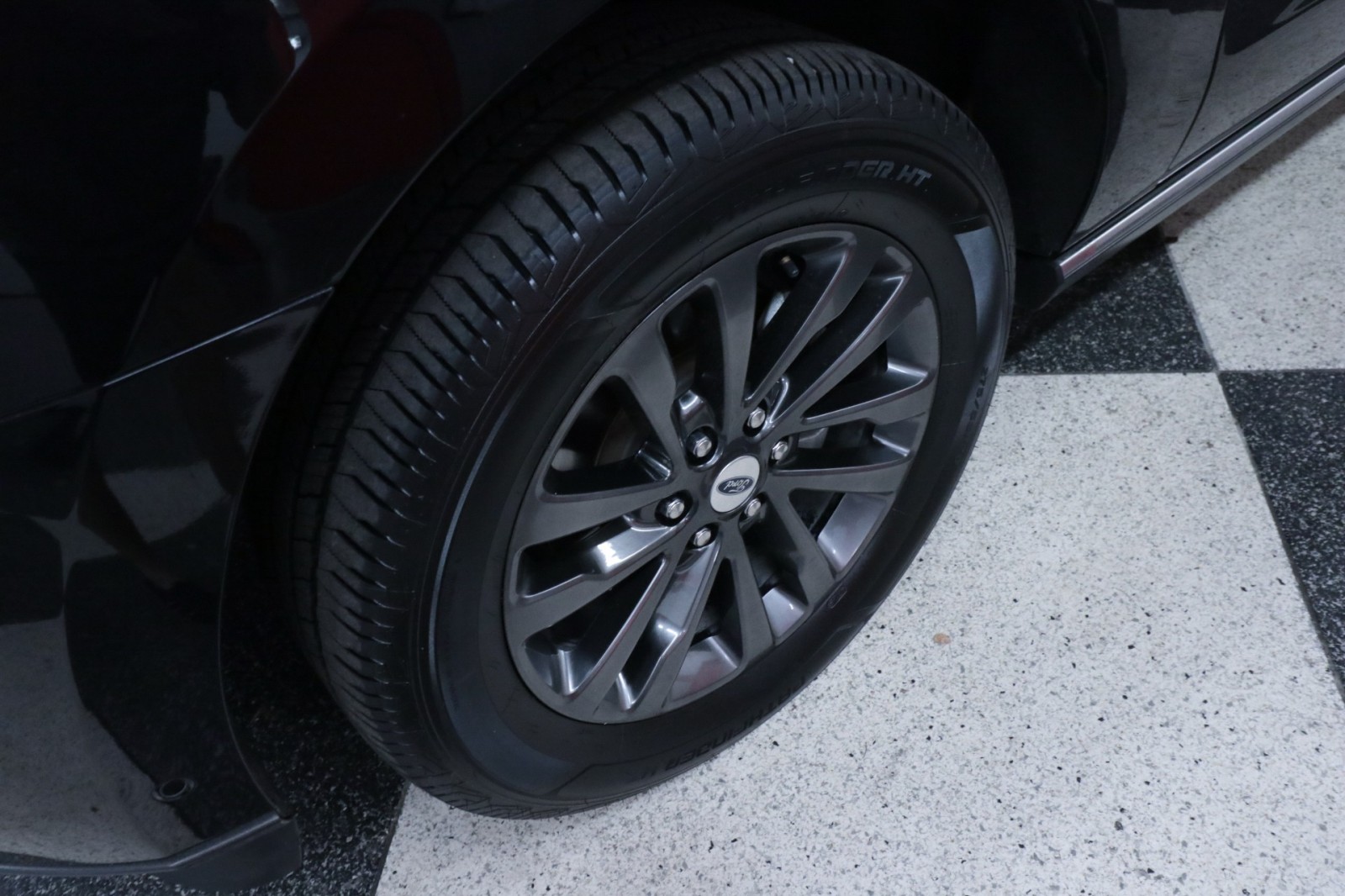 Used Car 2021 Ford Expedition  Limited For Sale Under $35,000 In Austin, Texas