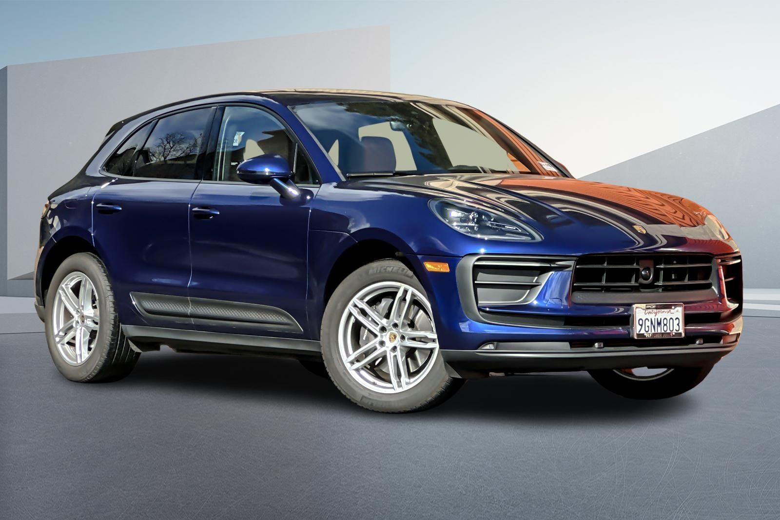 Porsche Exclusive Macan - Porsche AG