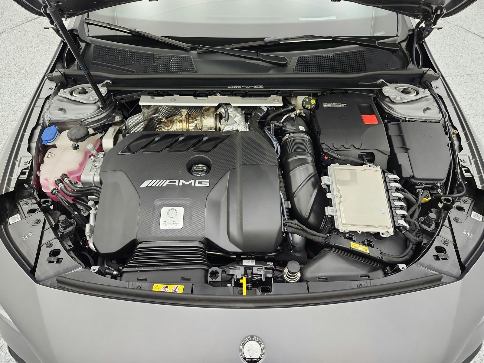New 2026 MANUFAKTUR Mountain Grey Magno Mercedes-Benz AMG® CLA 45 4MATIC Coupe image 12