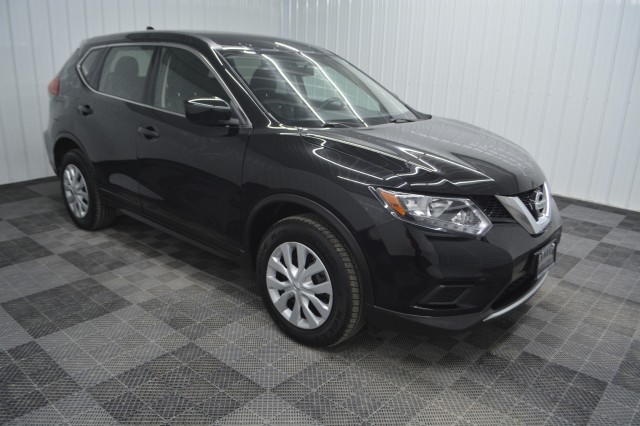 Used 2017 Nissan Rogue S  for sale in Geneva NY