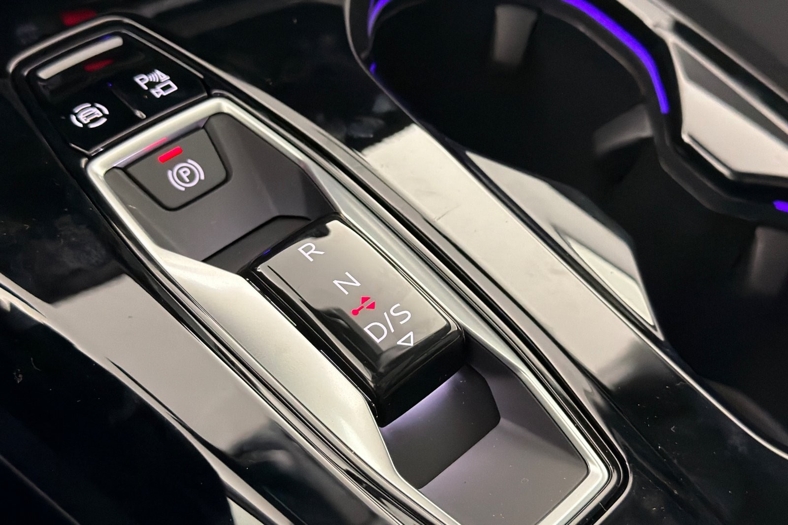 New 2026 Glacier White Metallic Audi Premium 2.0 TFSI quattro image 21