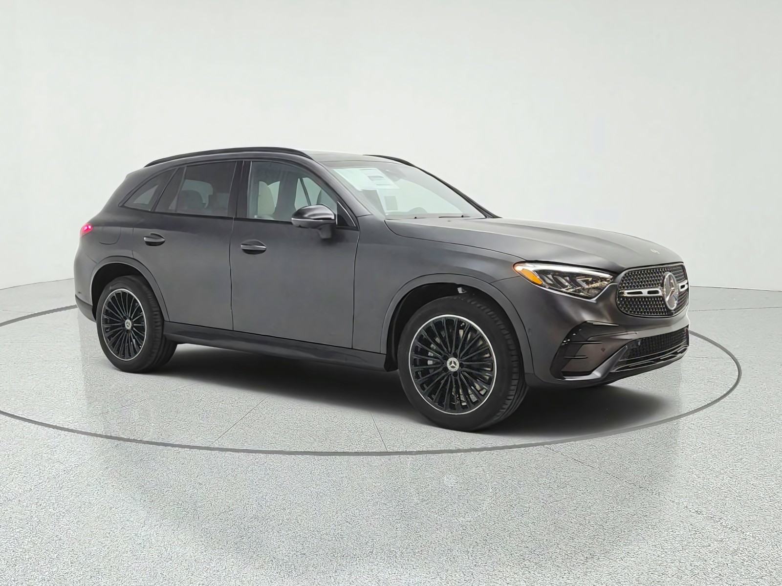New 2027 MANUFAKTUR Graphite Grey Magno Mercedes-Benz GLC 300 SUV image 3