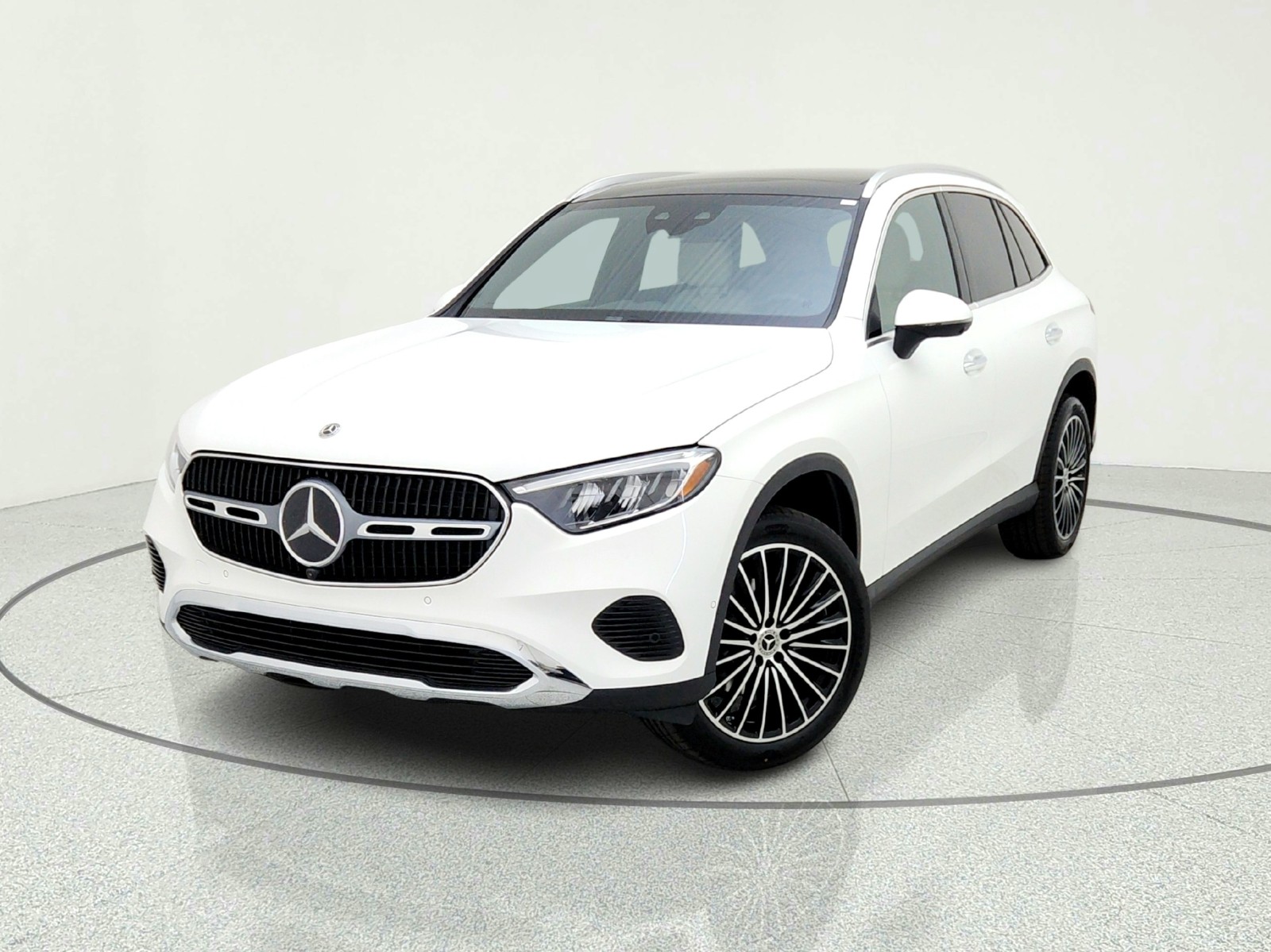 New 2026 Polar White Mercedes-Benz GLC 300 SUV image 2