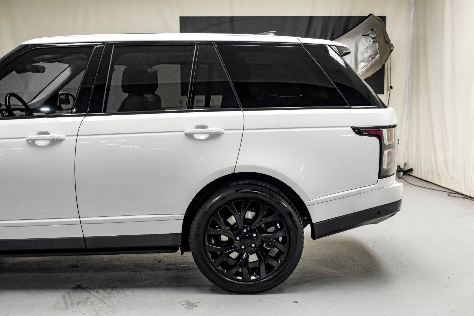 2020 Land Rover Range Rover P525 HSE 11