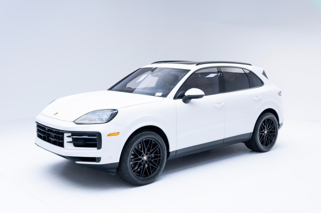 2025  Cayenne  in , 