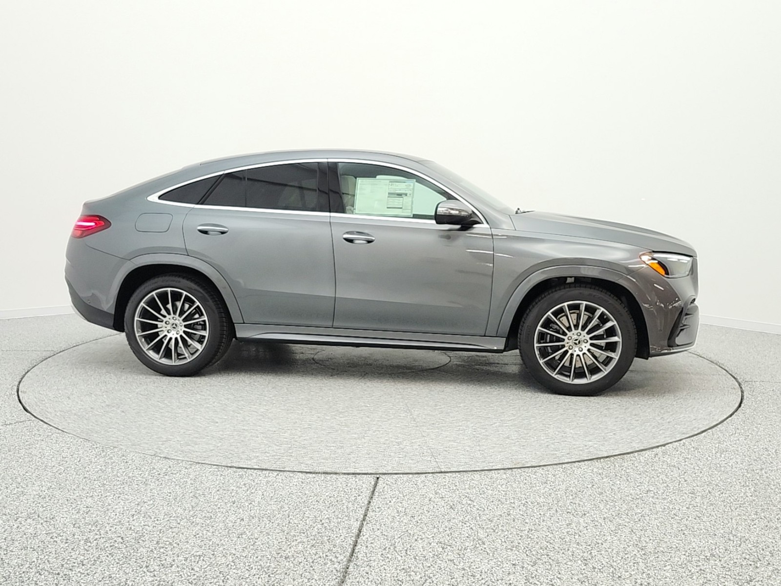 New 2026 Selenite Grey Metallic Mercedes-Benz GLE 450 image 4