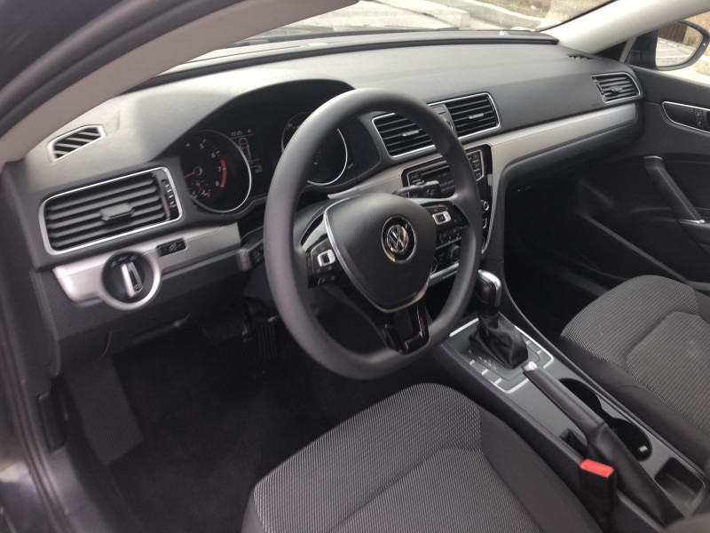 2017 Volkswagen Passat 1.8T S in CHESTERFIELD, Missouri