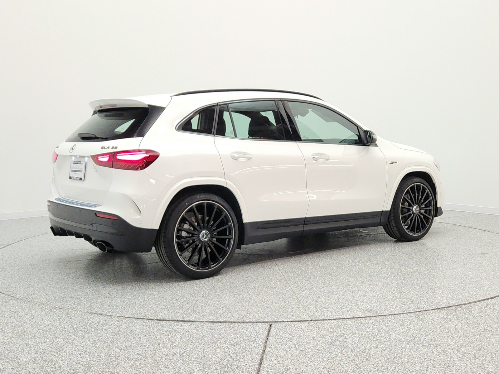 New 2026 Polar White Mercedes-Benz AMG® GLA 35 4MATIC SUV image 5