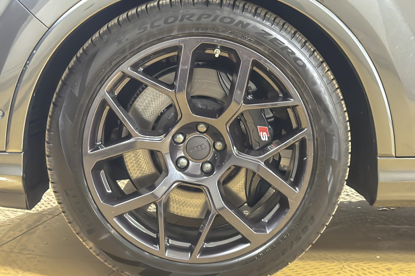 New 2026 Daytona Gray Pearl Effect Audi Prestige quattro *Ltd Avail* image 25