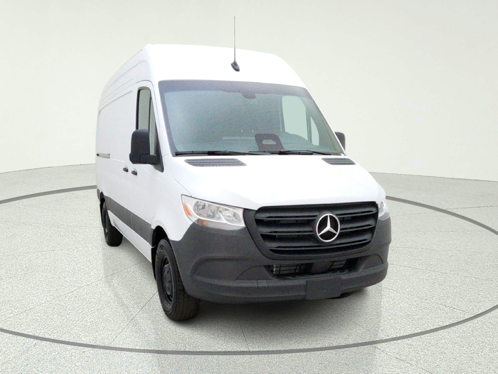 New 2026 Arctic White Mercedes-Benz AWD image 4