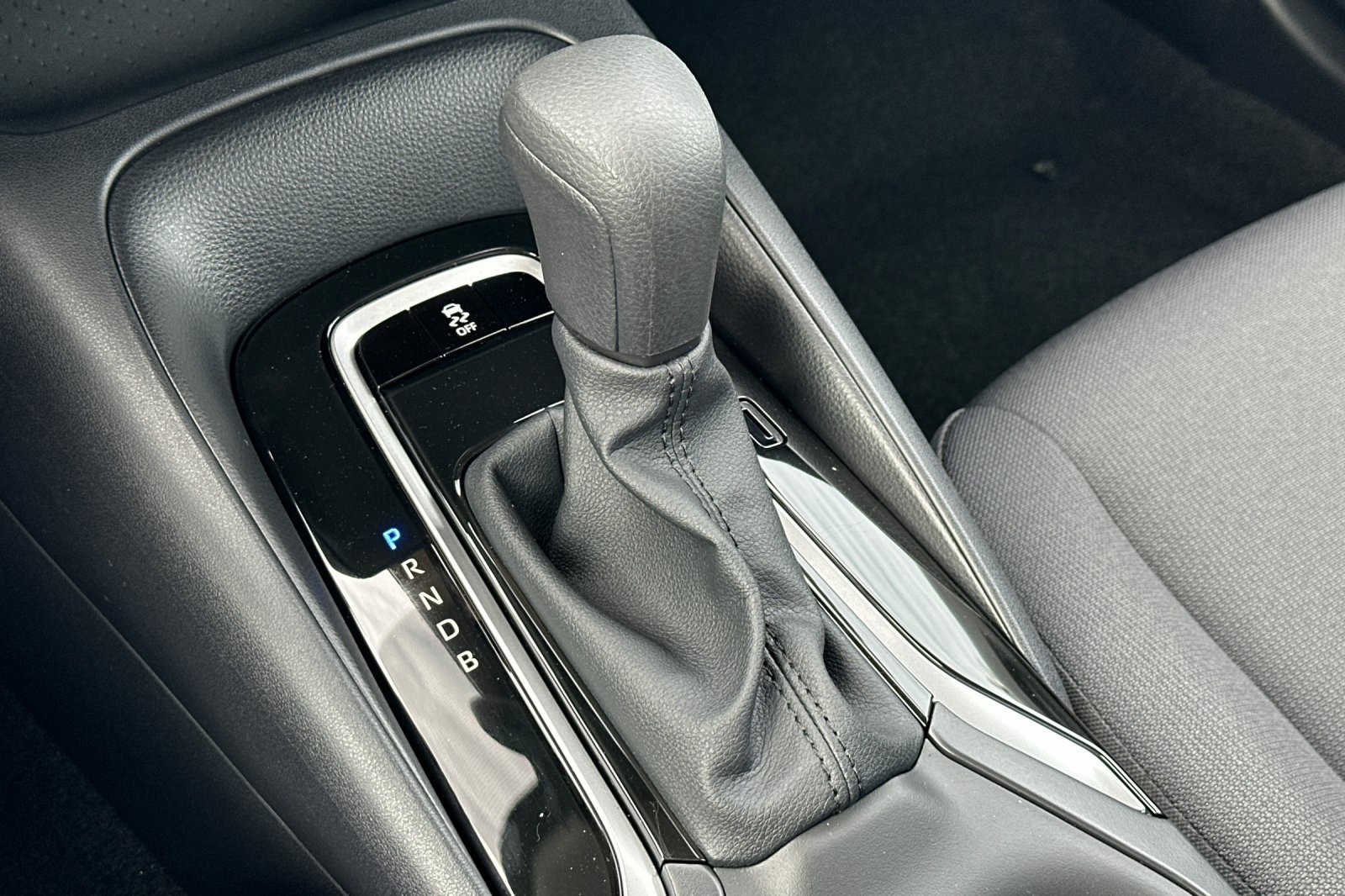 2026 Toyota Corolla LE photo 19