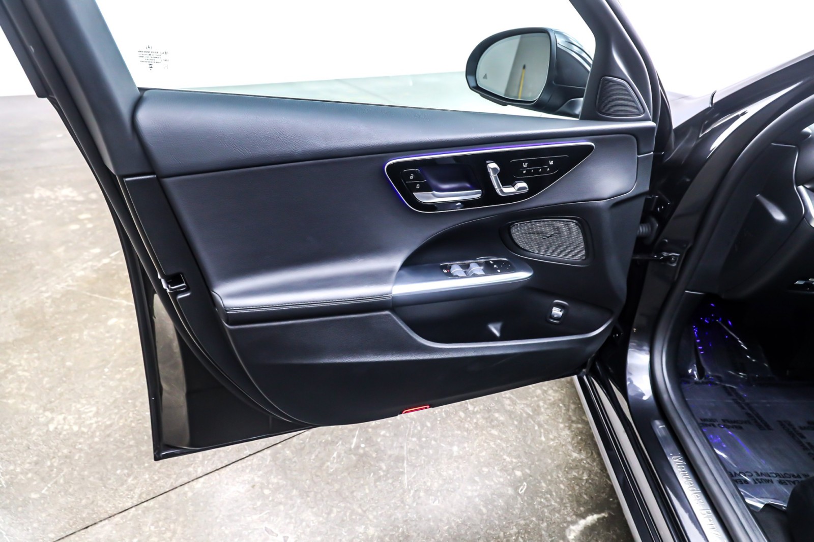 Used 2023 Graphite Grey Metallic Mercedes-Benz C 300 Sedan image 21