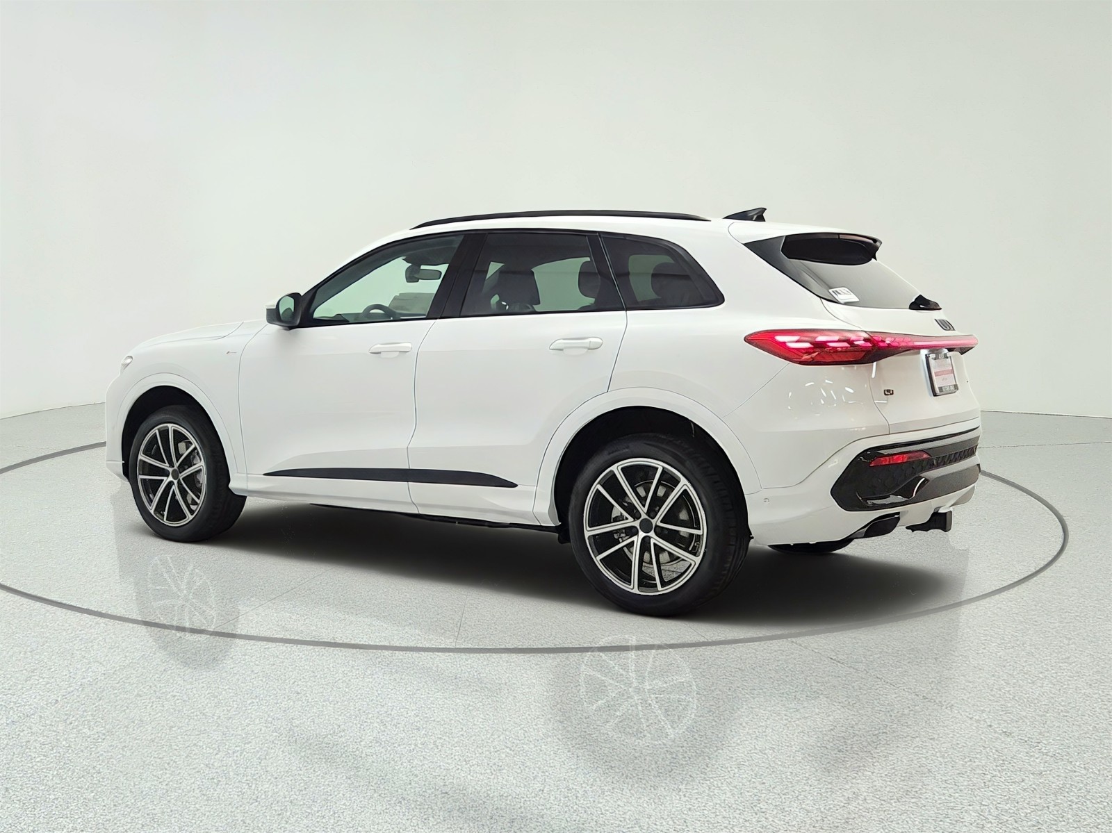 New 2026 Glacier White Metallic Audi Premium Plus 2.0 TFSI quattro image 7