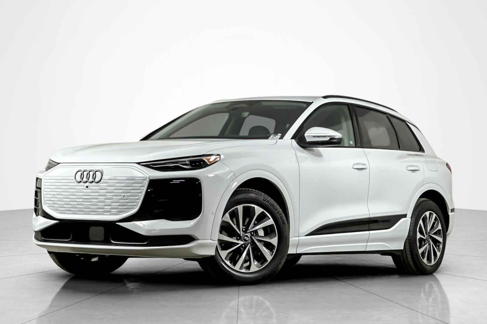 2025 Audi Q6 e-tron Premium quattro
