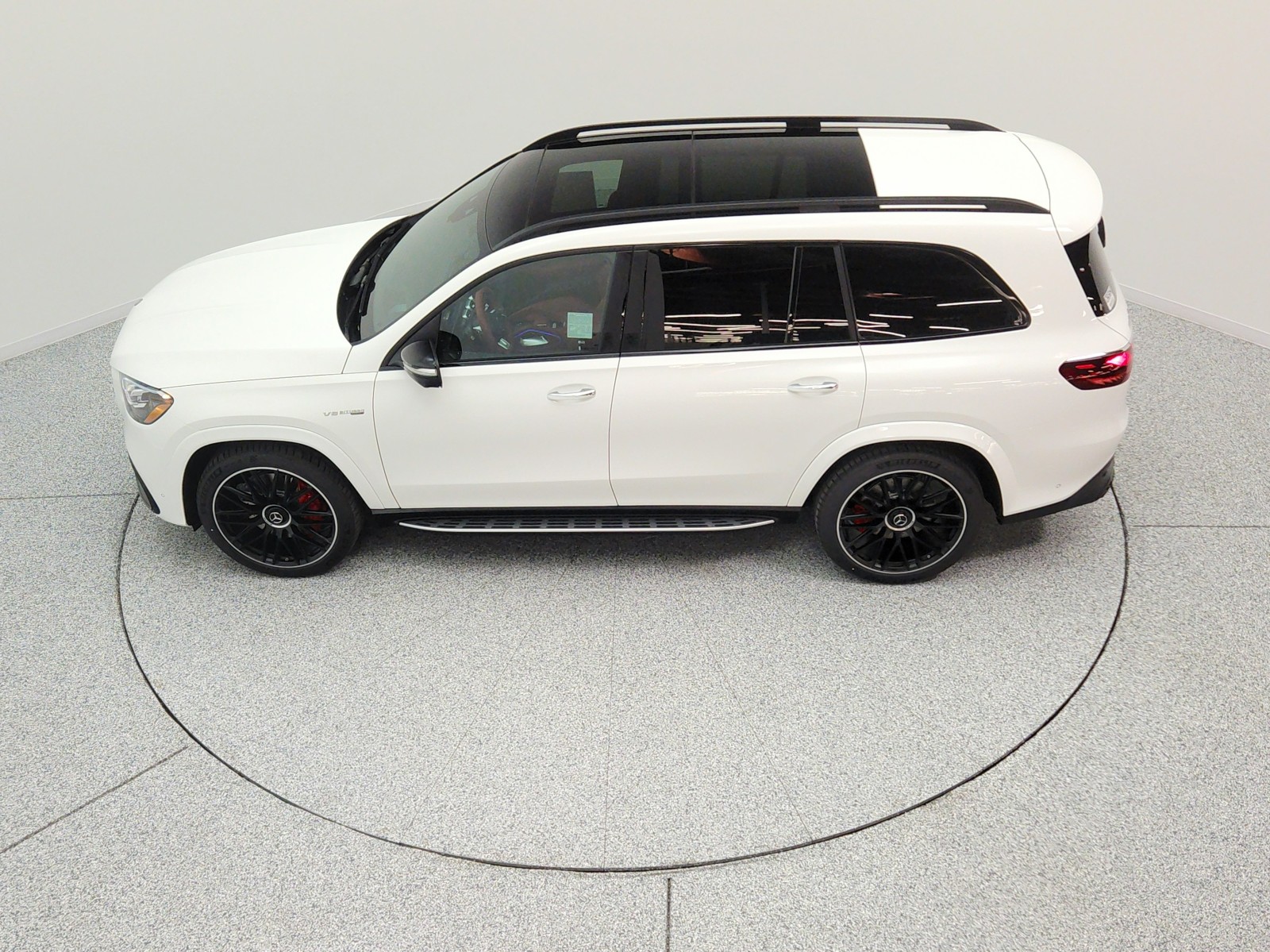 New 2026 Polar White Mercedes-Benz AMG® GLS 63 4MATIC+ SUV image 23