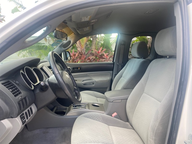 2005 Toyota Tacoma LOW MILES 58,735 X CAB in , 