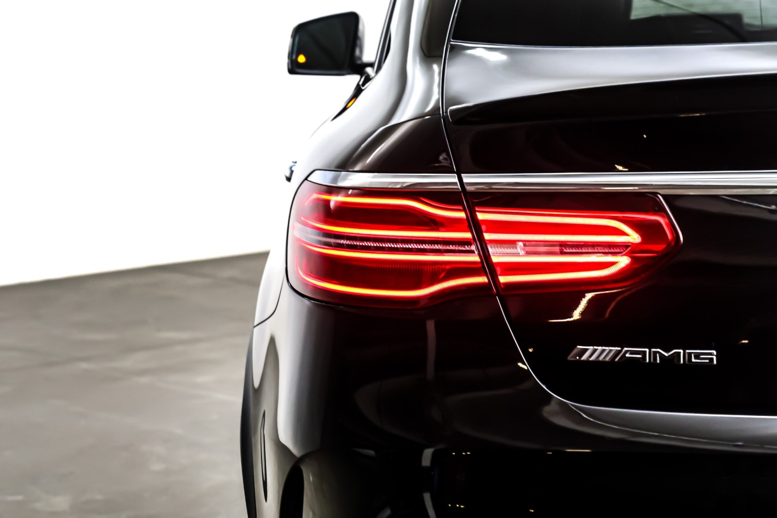 Used 2019 Obsidian Black Metallic Mercedes-Benz AMG® GLE 43 4MATIC Coupe image 15