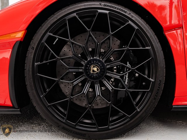 Lamborghini Huracan STO