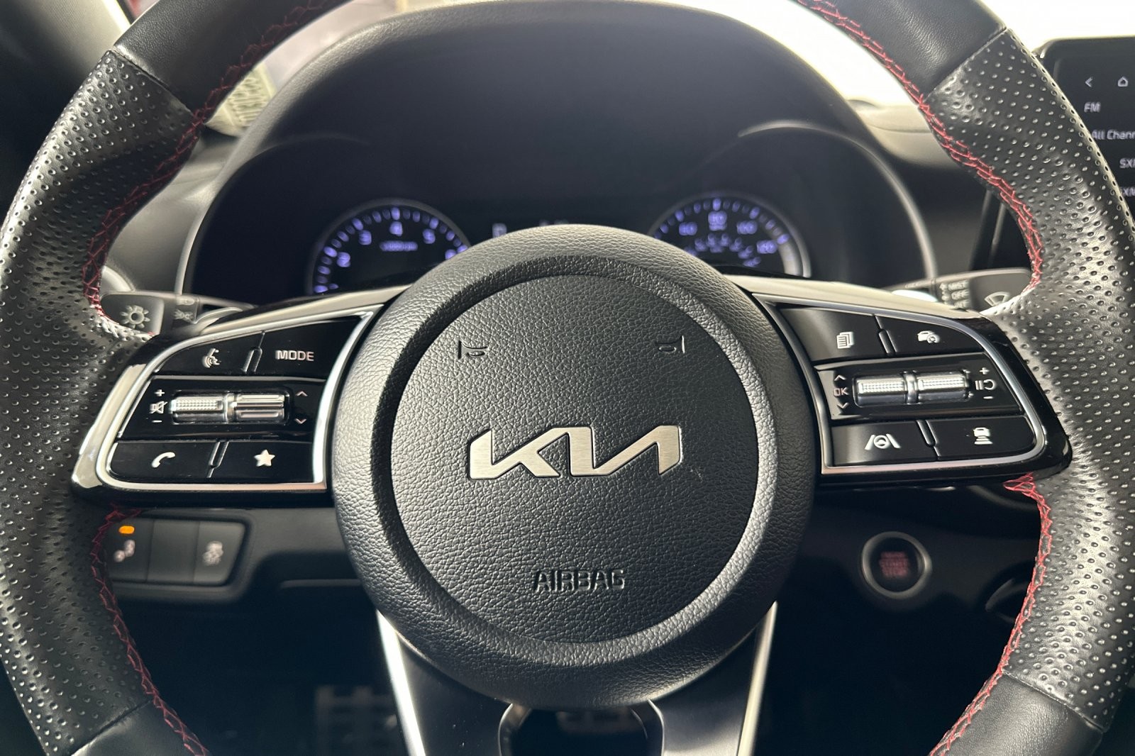 Used 2023 WHITE Kia GT DCT image 22