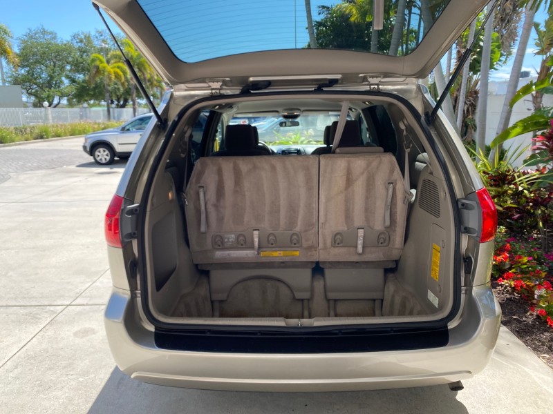 2006 Toyota Sienna VAN LE LOW MILES 78,653 in , 