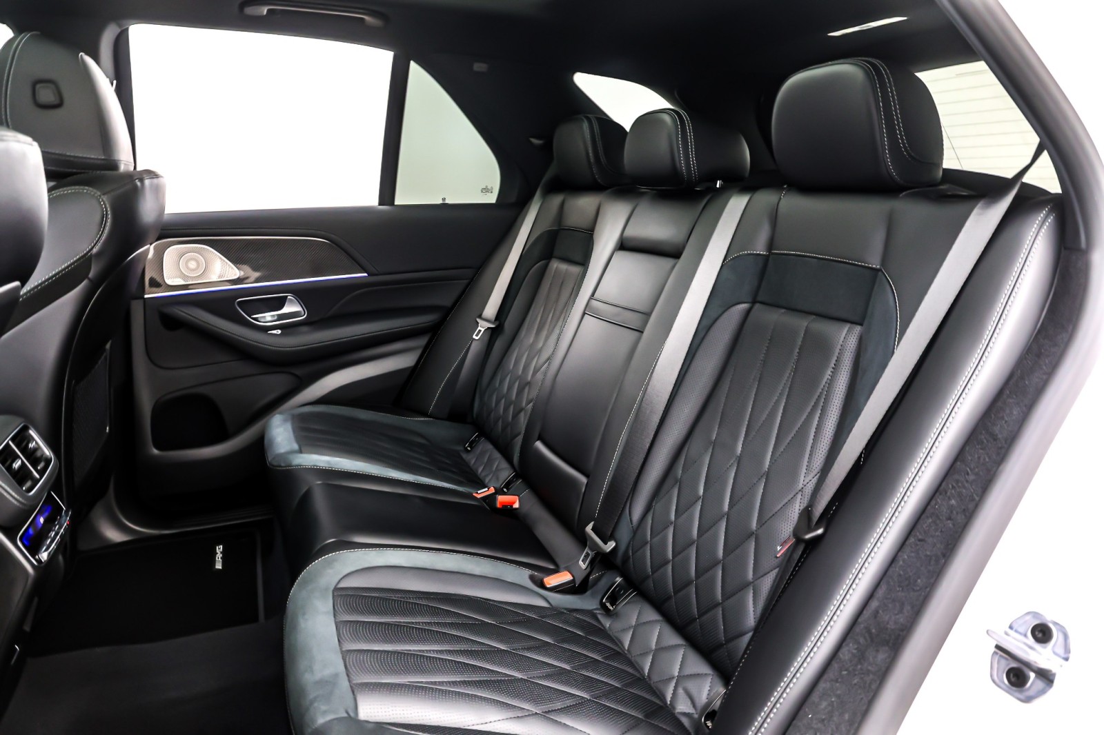 New 2026 Polar White Mercedes-Benz AMG® GLE 53 image 8