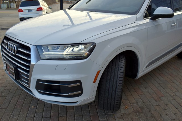 2017 Audi Q7 Premium Plus Navi Leather Pano Roof 3RD Row 20 Wheels Lane Assist Blind Spot MSRP $64,590 8