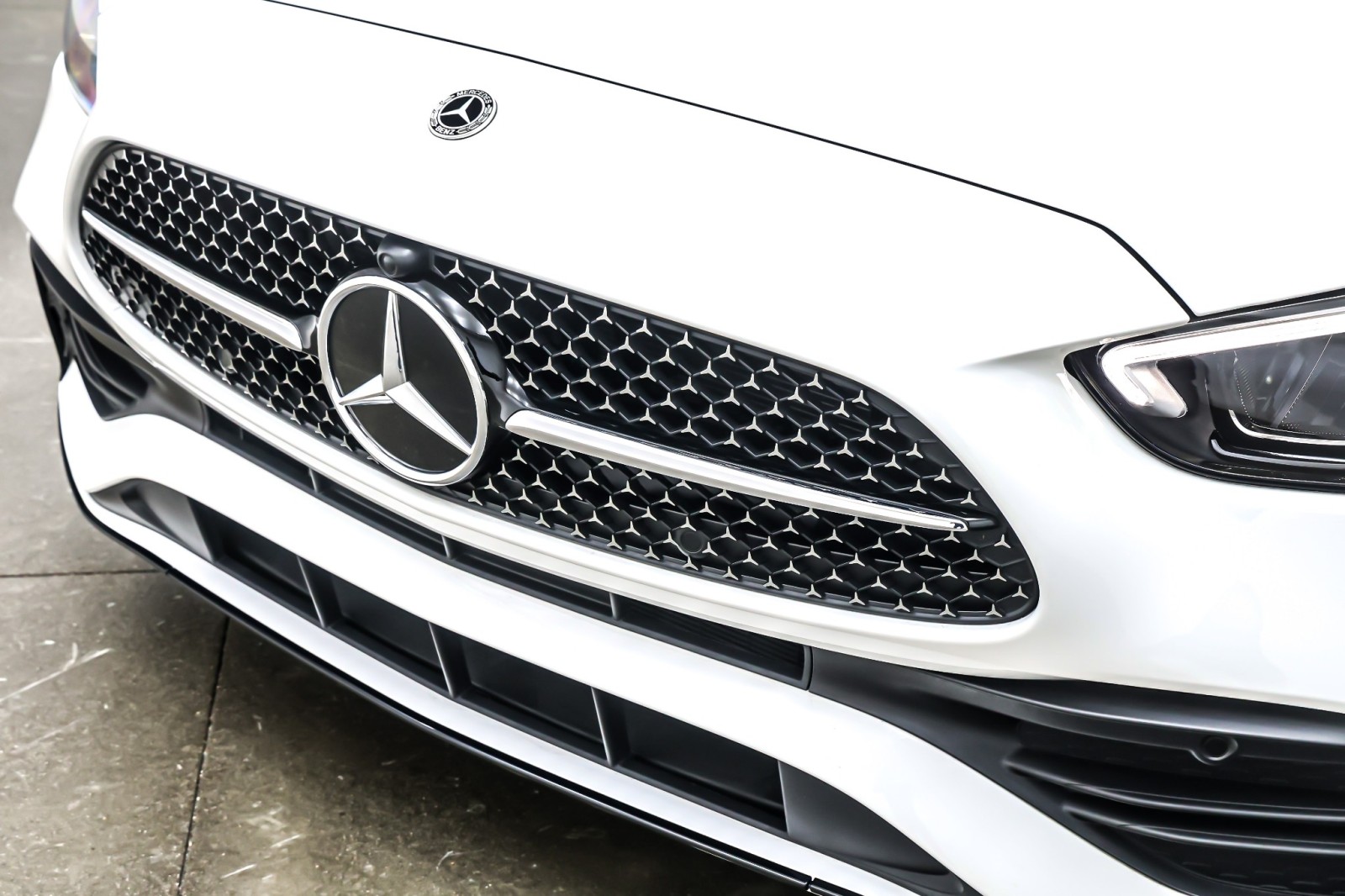 New 2026 Polar White Mercedes-Benz C 300 image 13