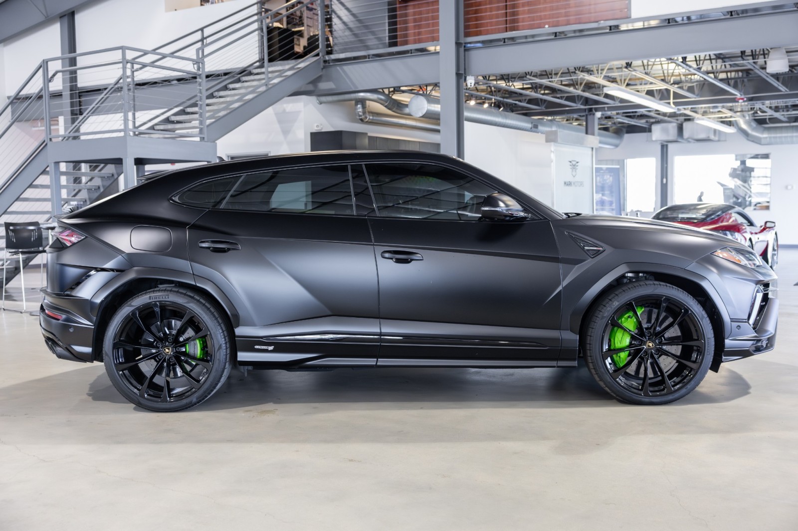 View vehicle photo 7