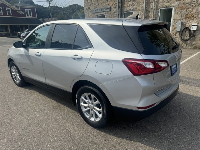 2021 Chevrolet Equinox LS 4