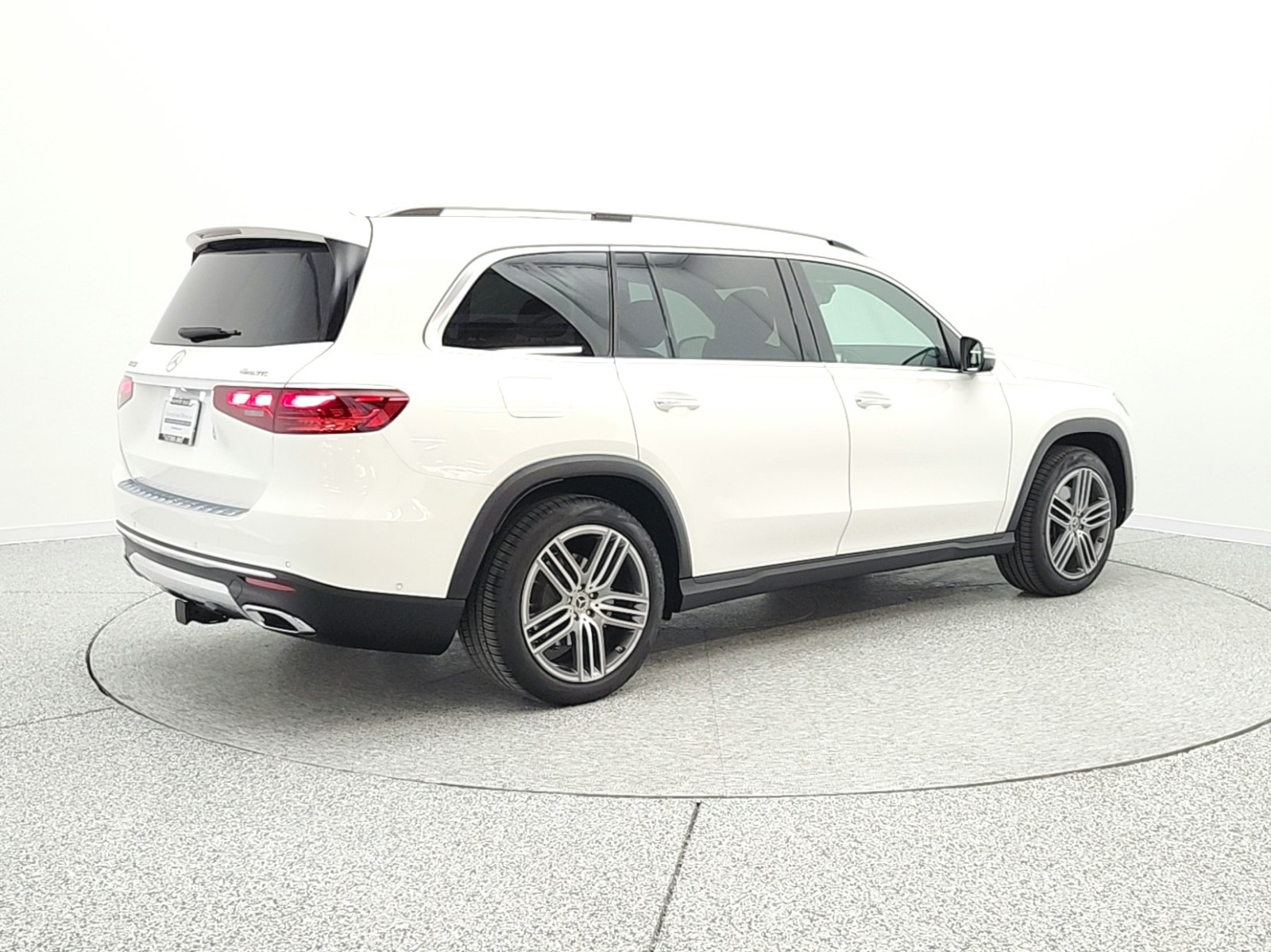 Certified Used 2025 Polar White Mercedes-Benz GLS 450 4MATIC® SUV image 5