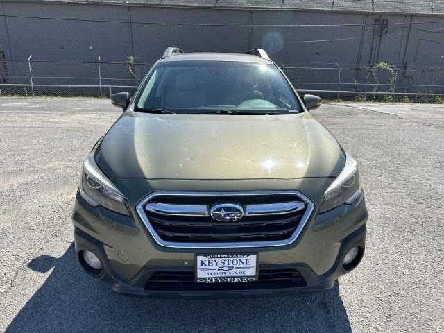 2019 Subaru Outback Premium 8