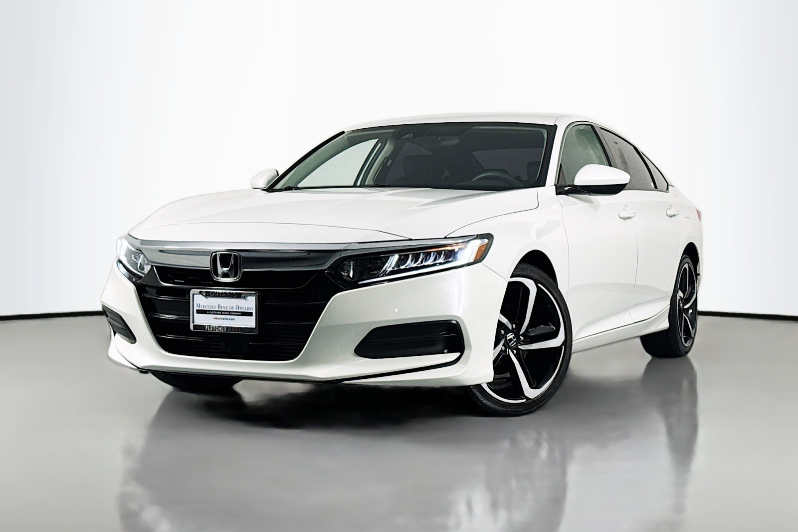 2020 Honda Accord LX's photo