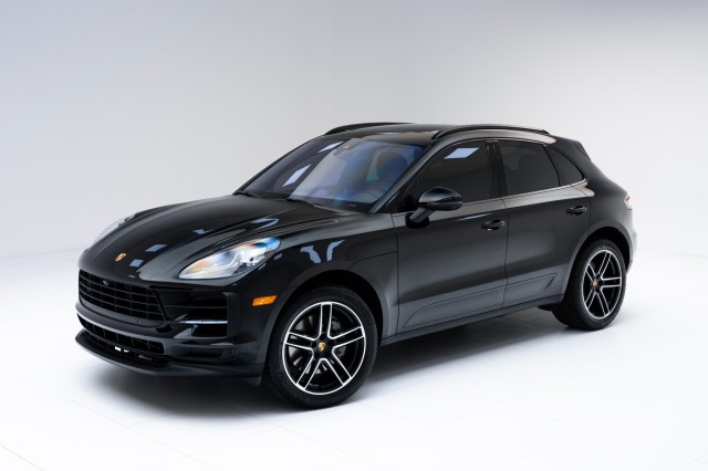 2021  Macan S in , 