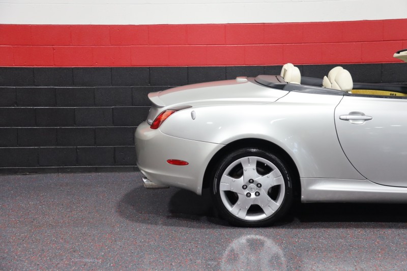 2004 Lexus SC 430 2dr Convertible in , 