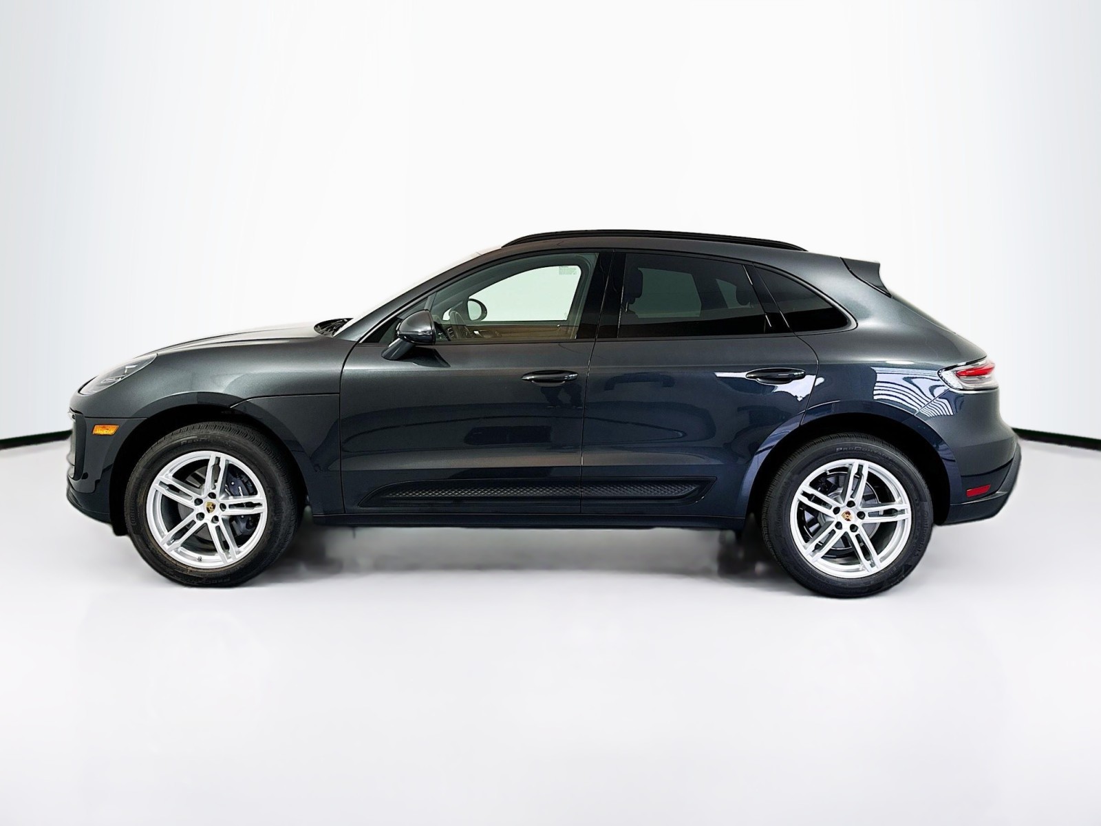 2024 Porsche Macan  8