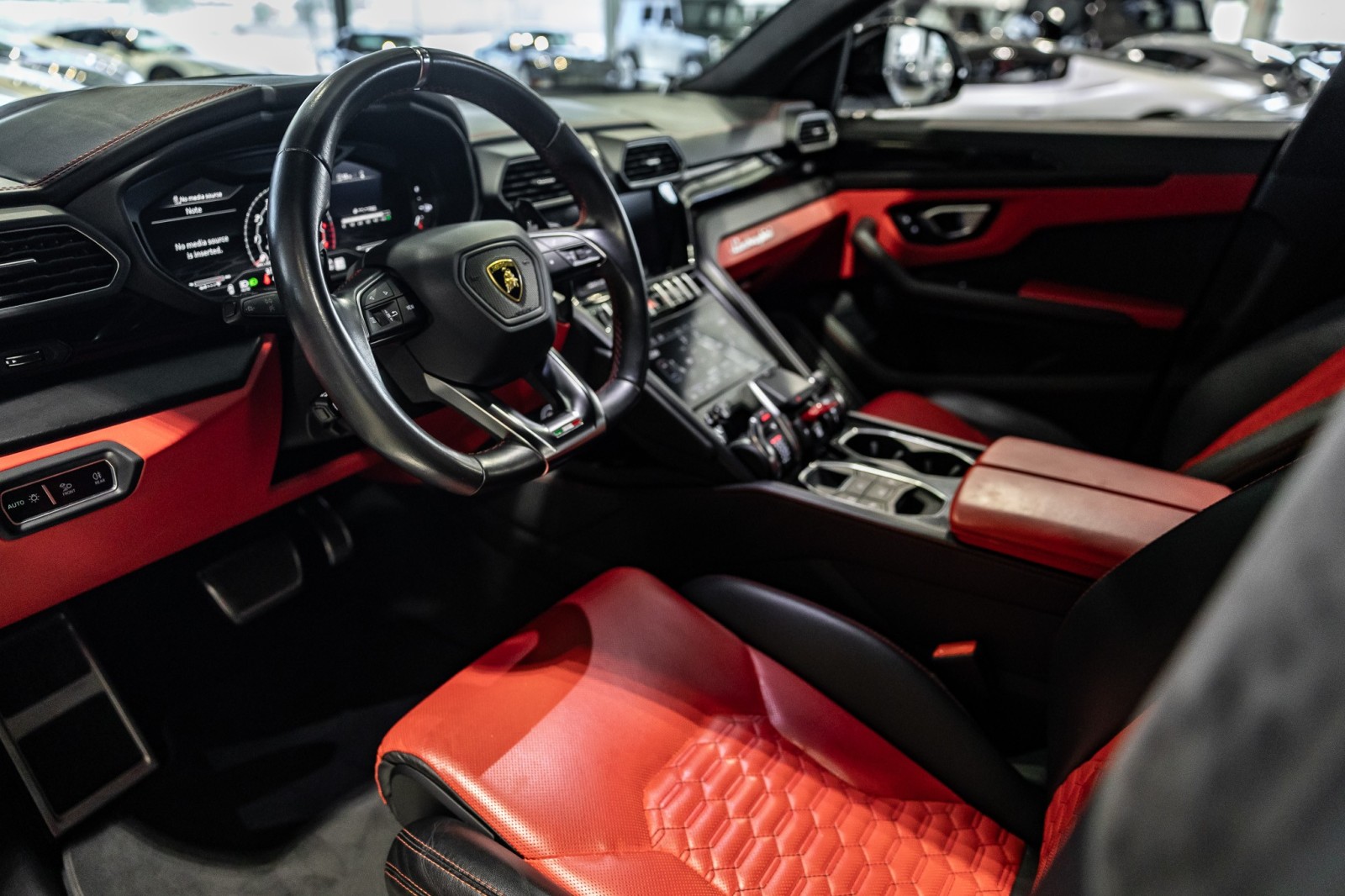 Used Car 2022 Lamborghini Urus  For Sale Under $200,000 In Boerne, Texas