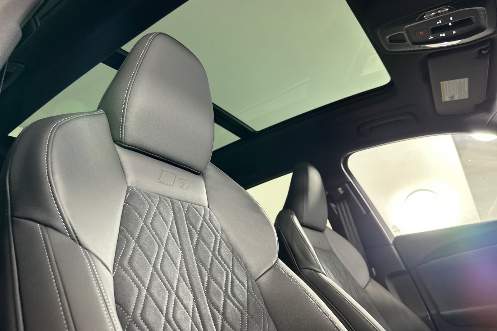 New 2026 Daytona Gray Pearl Effect Audi Premium Plus 3.0 TFSI quattro image 16
