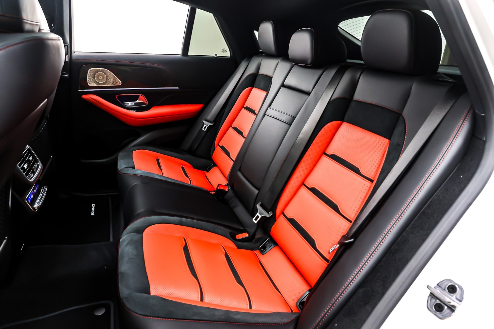 New 2026 Polar White Mercedes-Benz AMG® GLE 53 image 8