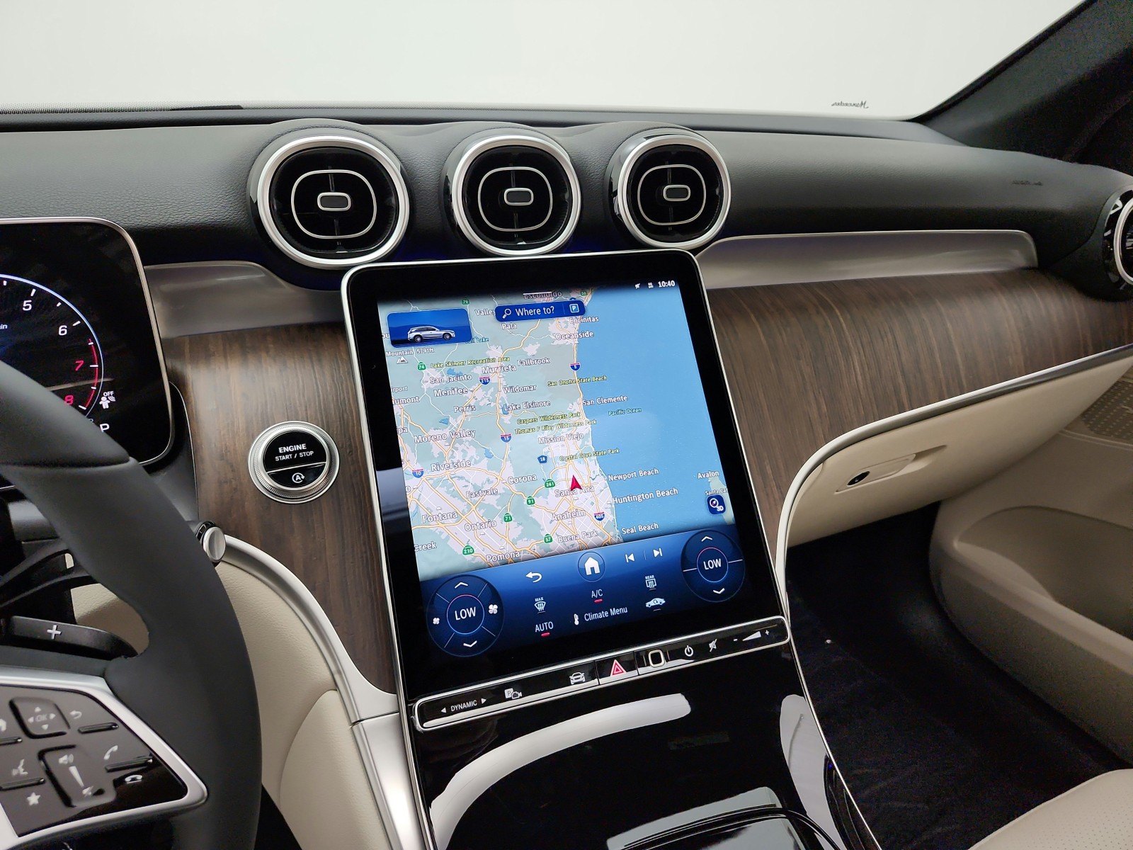 New 2027 Cirrus Silver Metallic Mercedes-Benz GLC 300 SUV image 10