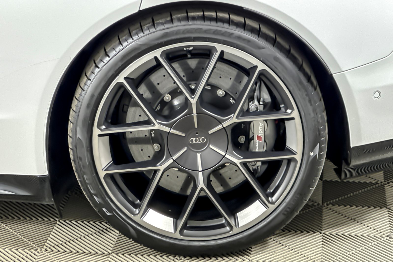 New 2026 Arkona White Audi performance quattro image 25