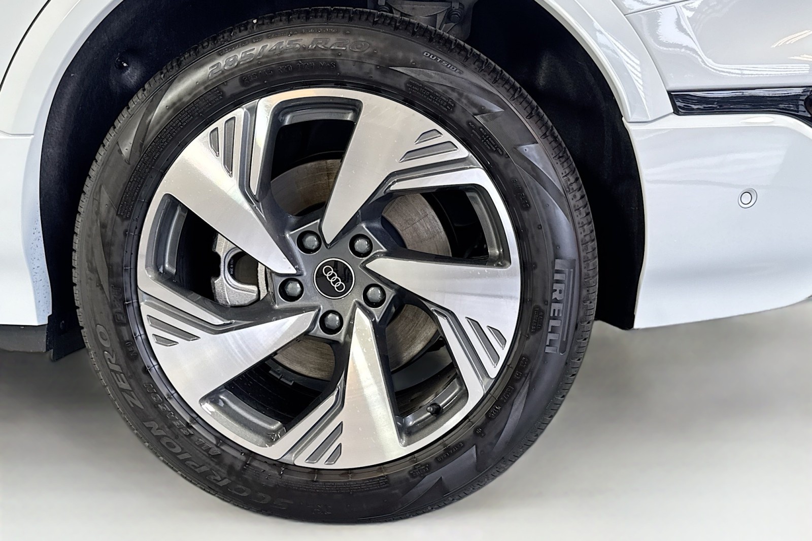 New 2025 Glacier White Metallic Audi Premium Plus quattro image 28