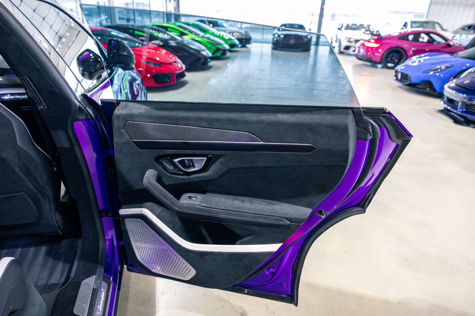 Used Car 2024 Lamborghini Urus  Performante - $336,363 Msrp - $13k Viola Pasifae - Full Exterior Carbon Fiber For Sale Under $320,000 In Boerne, Texas