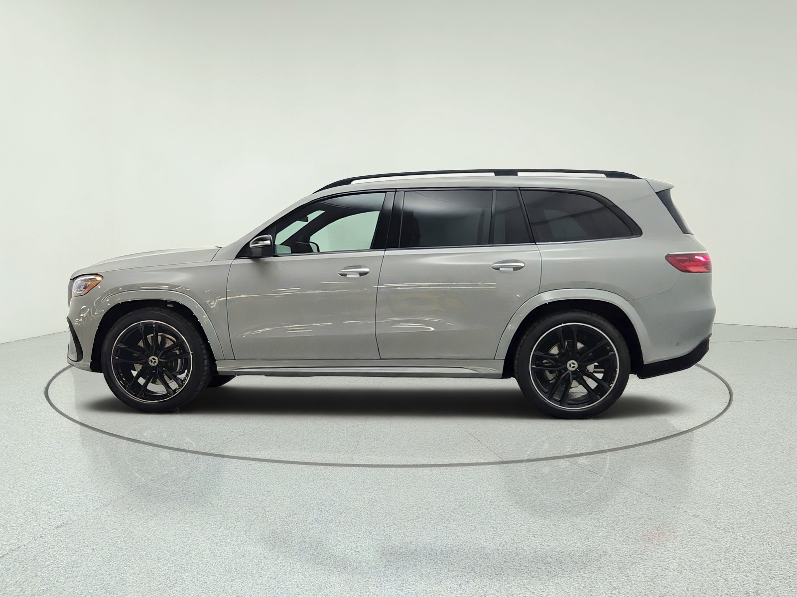 New 2026 MANUFAKTUR Alpine Grey Mercedes-Benz GLS 450 4MATIC® SUV image 8