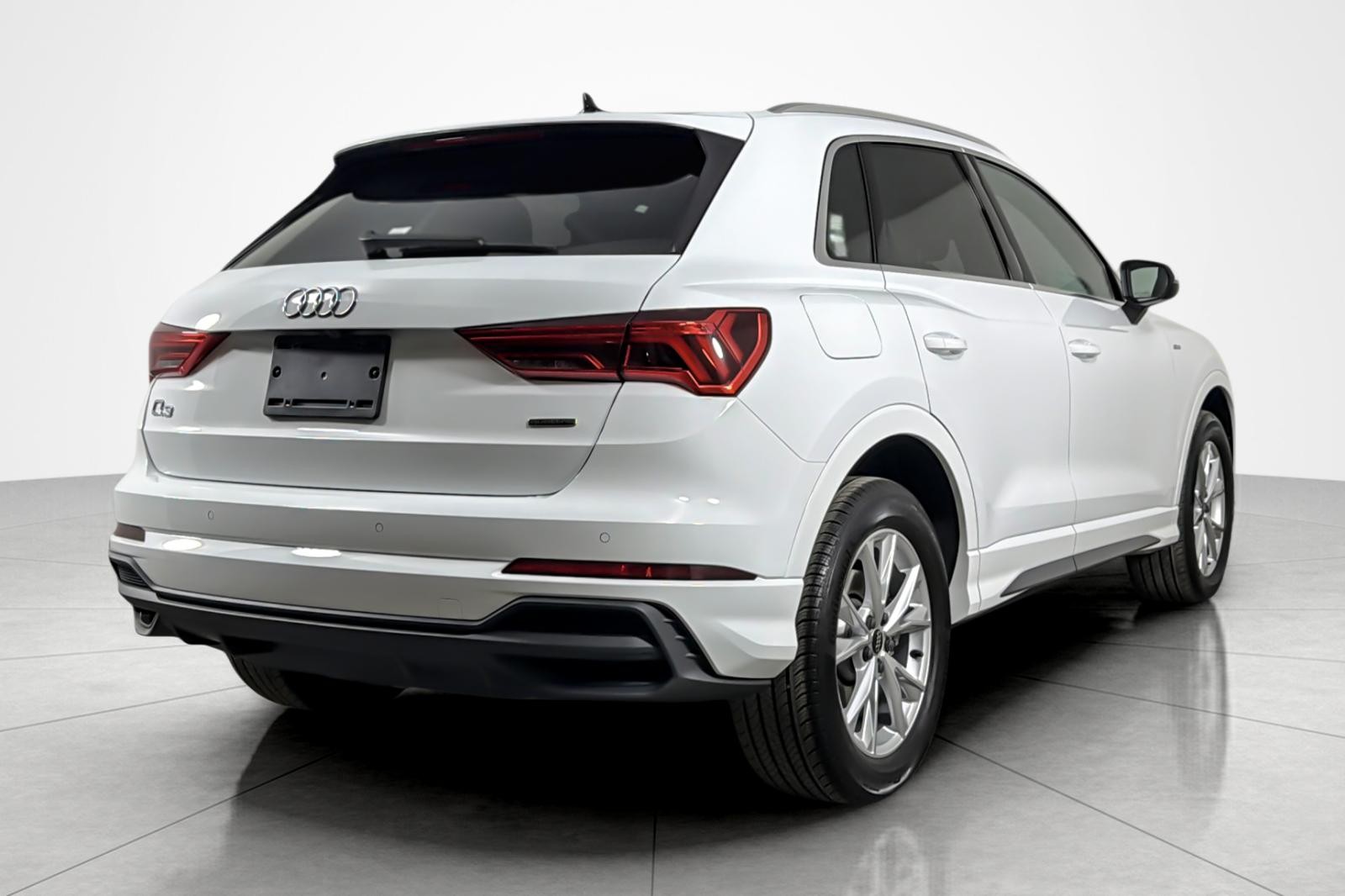 Used 2025 Arkona White Audi S line Premium 45 TFSI quattro image 5