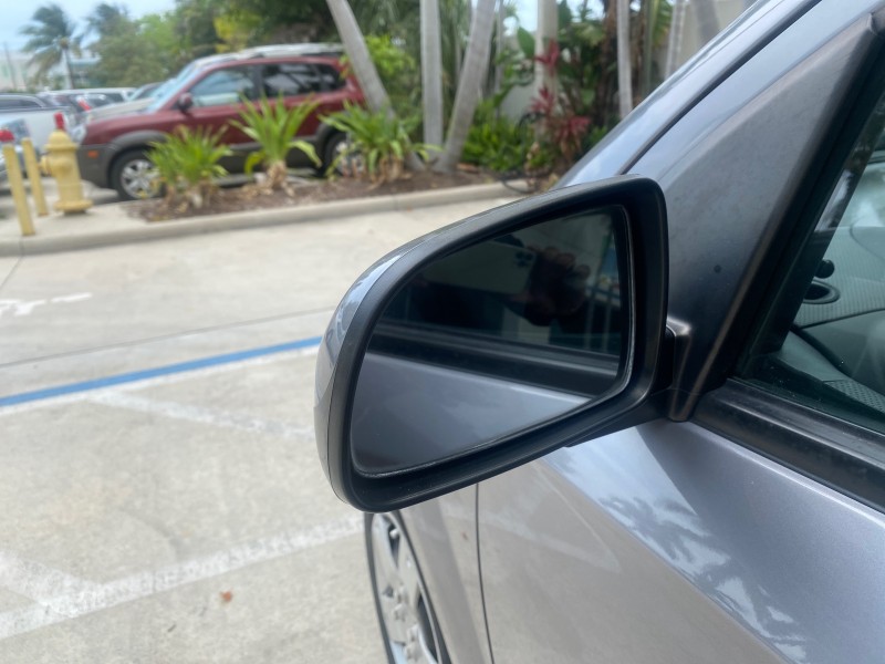 2011 Chevrolet Aveo LS LOW MILES 18,766 in , 