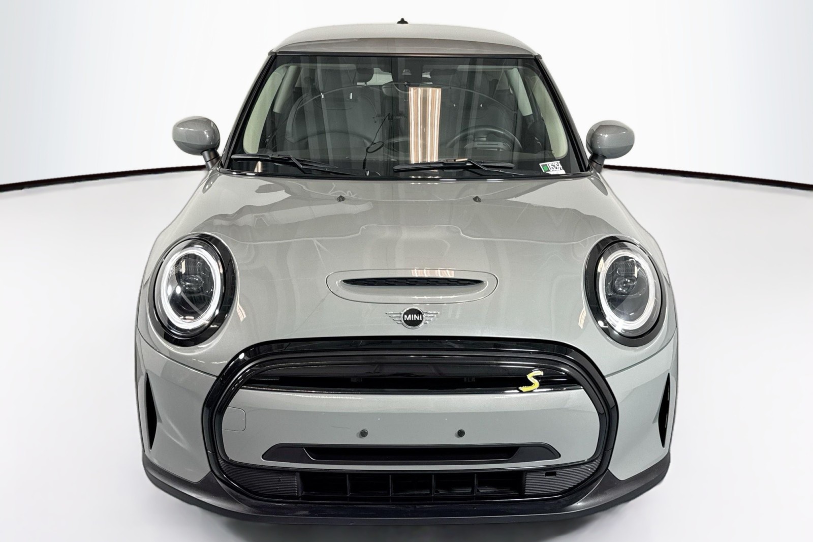 Used 2022 MINI Hardtop 2 Door SE with VIN WMW13DJ00N2S09748 for sale in Walnut Creek, CA