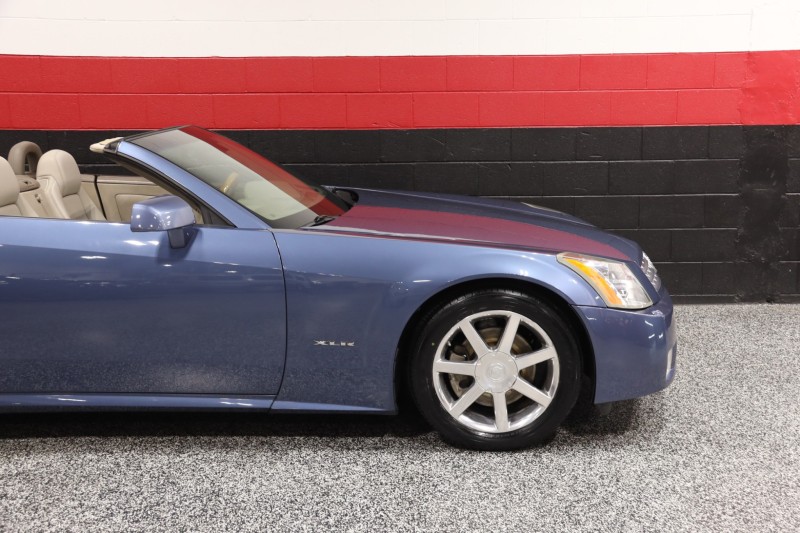 2005 Cadillac XLR 2dr Convertible in , 