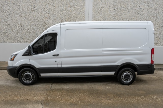 2018 Ford Transit Van  11