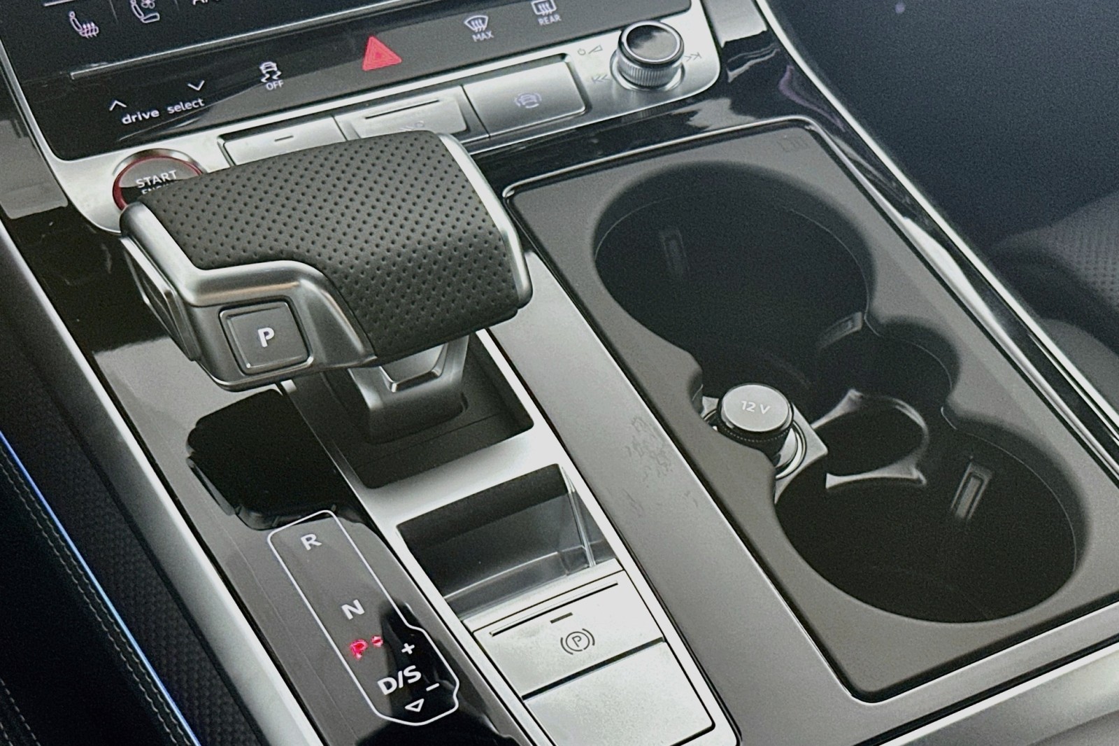 New 2026 Daytona Gray Pearl Effect Audi Prestige image 7